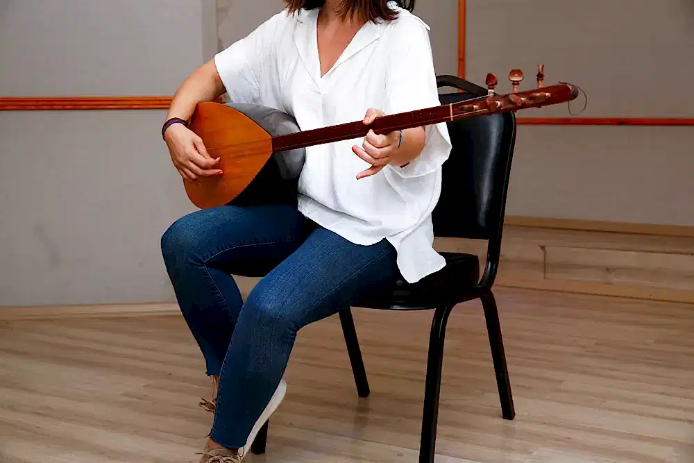 Baglama Kursu Is Imkani