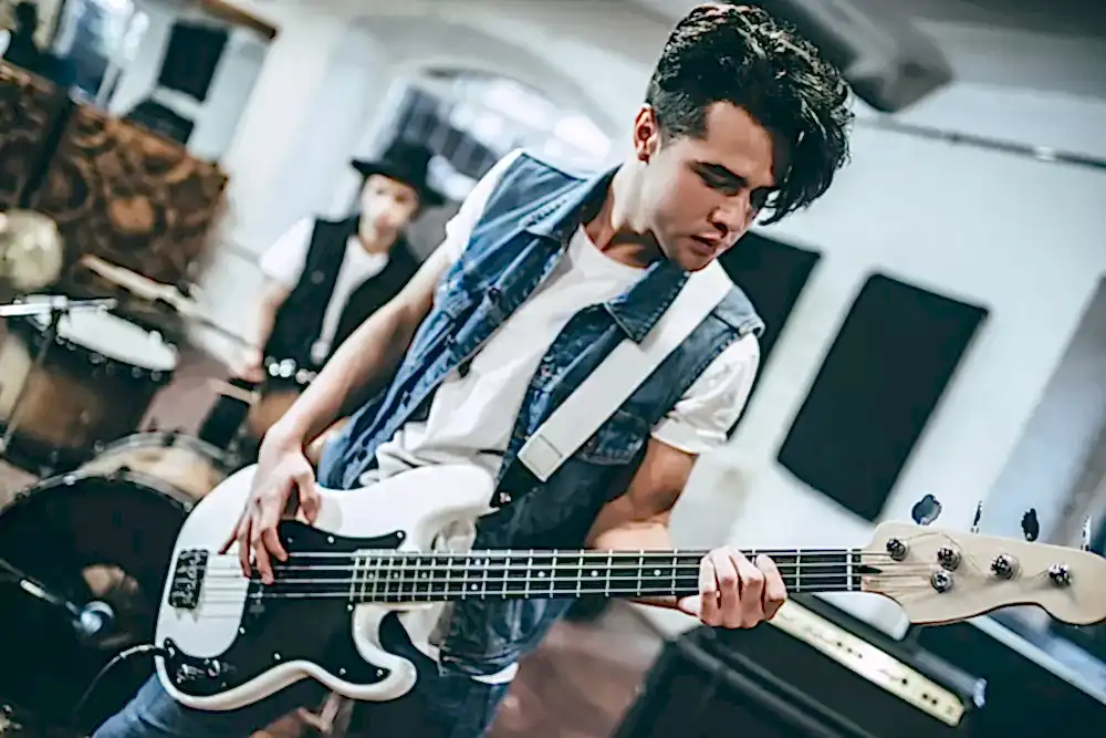 Basgitar Kursu Is Imkani