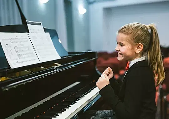 çocuk piyano eğitimi fiyat