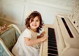 çocuk piyano eğitimleri