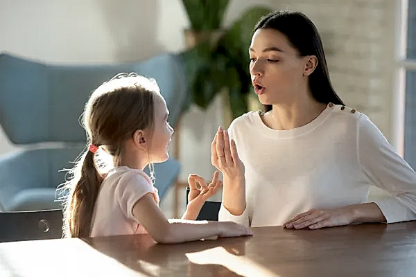 Dil Ve Konusma Terapisi